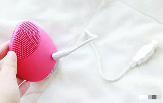 Luna潔面儀 科技護(hù)膚新寵，但“乙酸乙酯”成分引關(guān)注